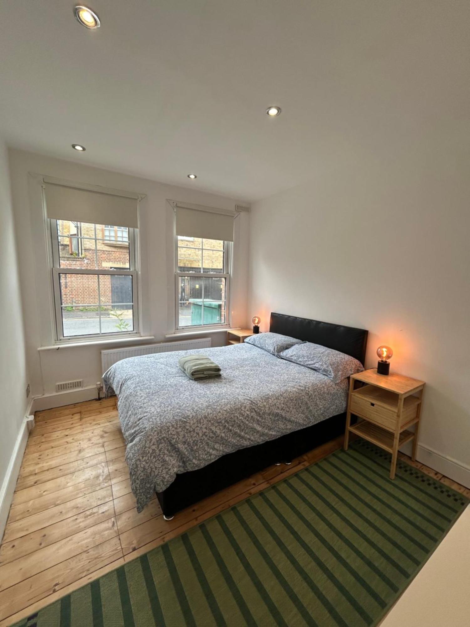 Spacious Battersea Rooms And Apartments London Bilik gambar